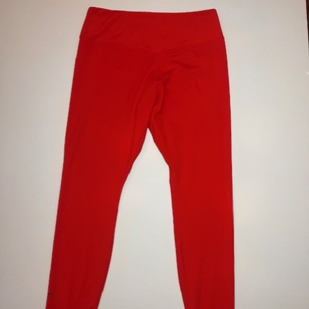 Nike Dri-FIT Red Leggings – Women’s Size Large – Moisture - Wicking Athletic Fit
